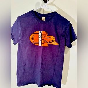 Women’s small petite Bronco Blue/ orange short sleeve shirt